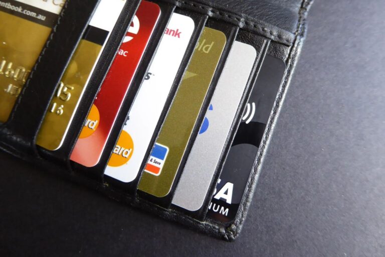 Descubra como escolher o cartão de crédito perfeito para você!